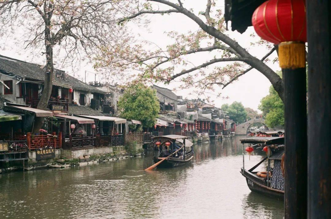 冬天去哪里旅游最好?-最新热门话题讨论平台